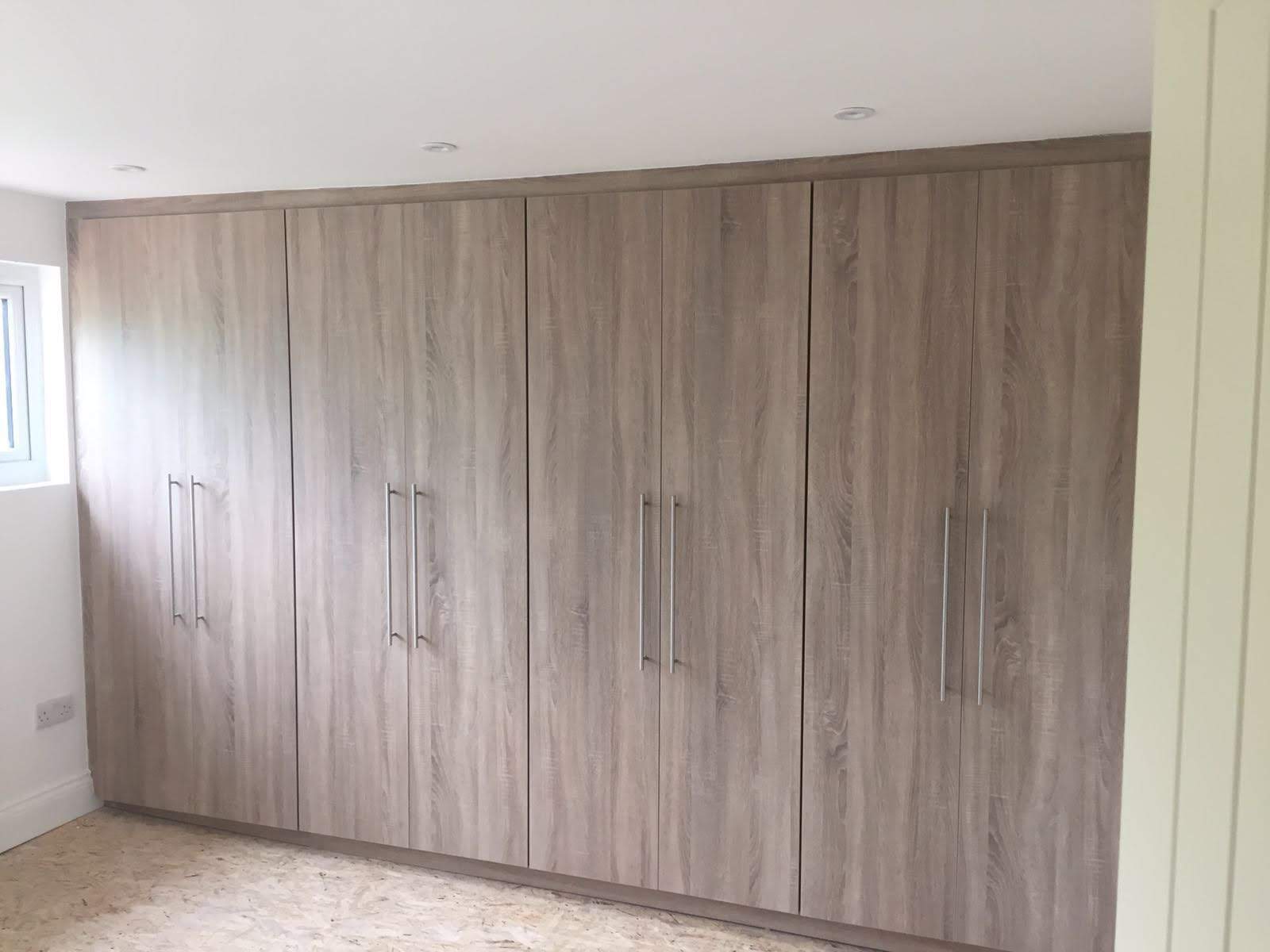 Fitted-Wardrobes-in-northampton