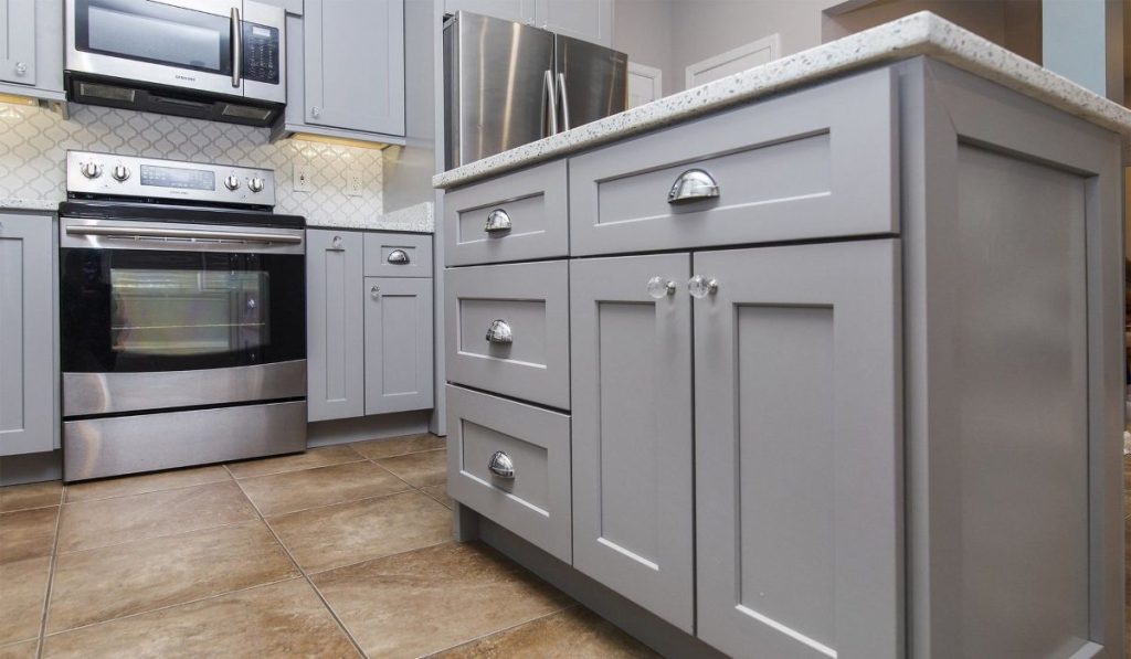 Grey Kitchen Paint Ideas for Cabinets to Create a Timeless Look