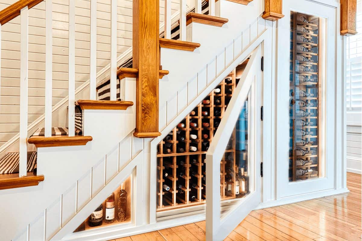 under-stairs-wine-storage-ideas