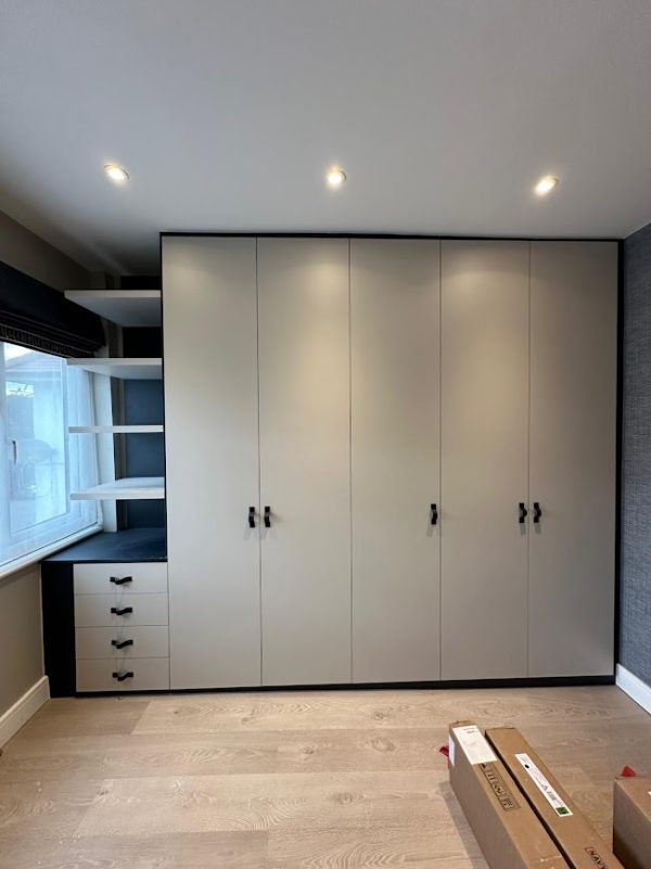 5-door-wardrobe-with-drawers